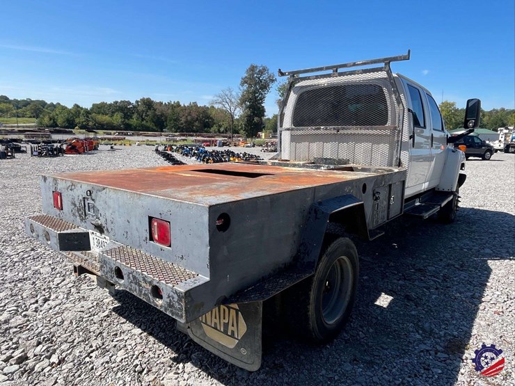 2007-gmc-c5500-flatbed-truck-image-28