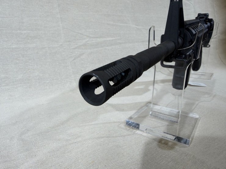 #213-•-bushmaster-model-xm15-e2s-ar-rifle-image-4