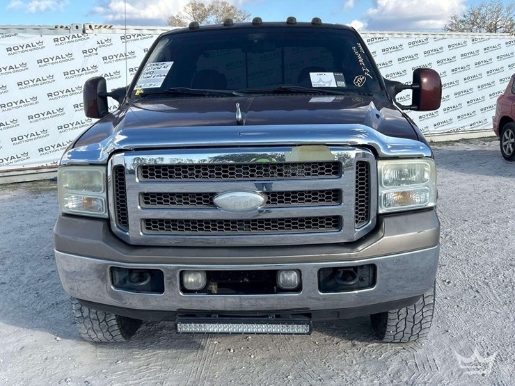 2006-ford-f350-image-29