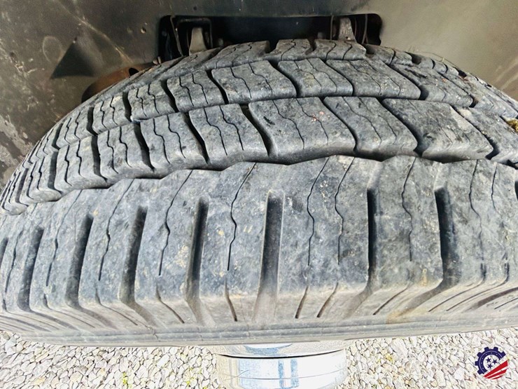 2004-dodge-ram-3500-image-49