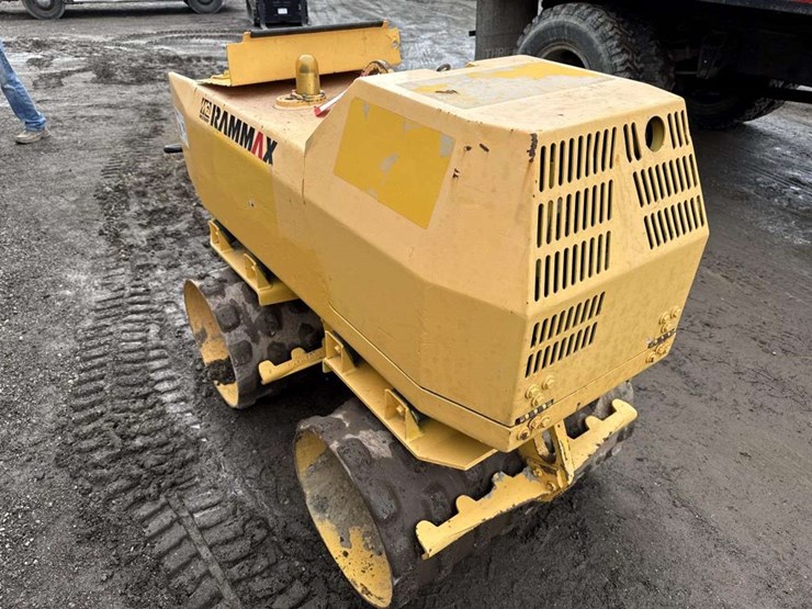 rammax-walk-behind-roller-image-4