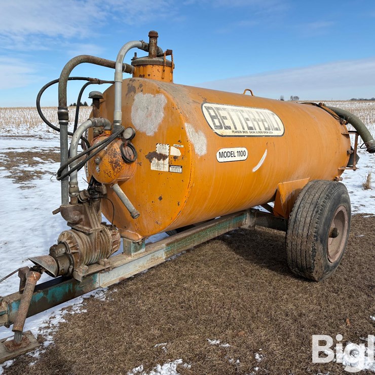 Better Built 1100 Manure Tank