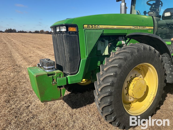 1995-john-deere-8300-image-12