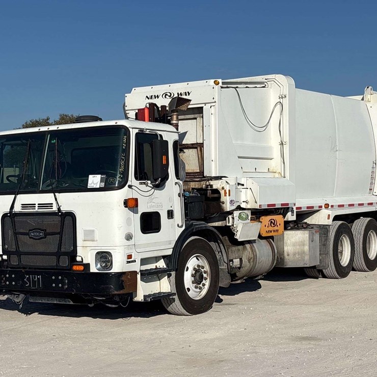 2020 AUTOCAR XPEDITOR