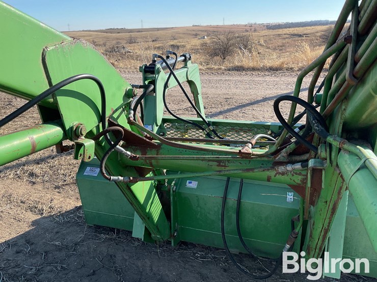 john-deere-158-image-13