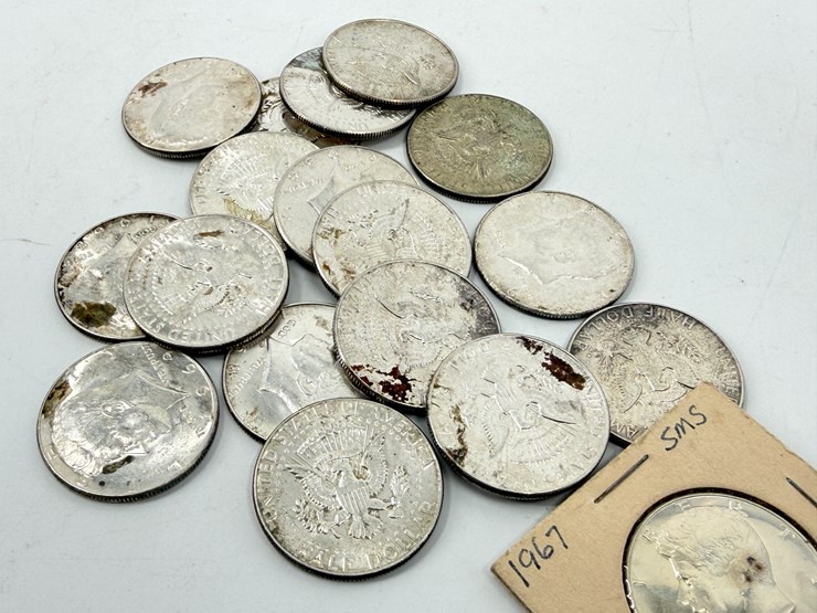 #32244-•-various-kennedy-half-dollars-image-4