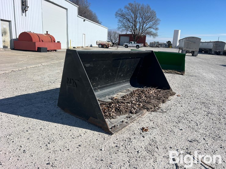 mds-10’-bucket-image-3