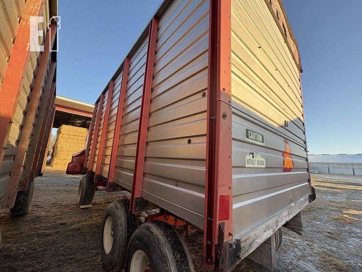 h-&-s-fb7416-image-9