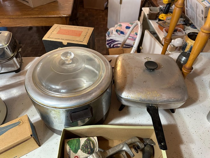 misc.-kitchen-cookware-&-gadgets-image-9