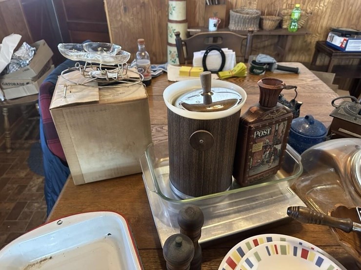 misc.-glassware-&-kitchen-supplies-image-6