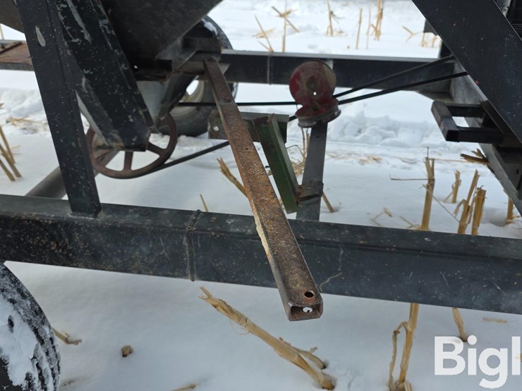 shop-built-seed-tender-image-19