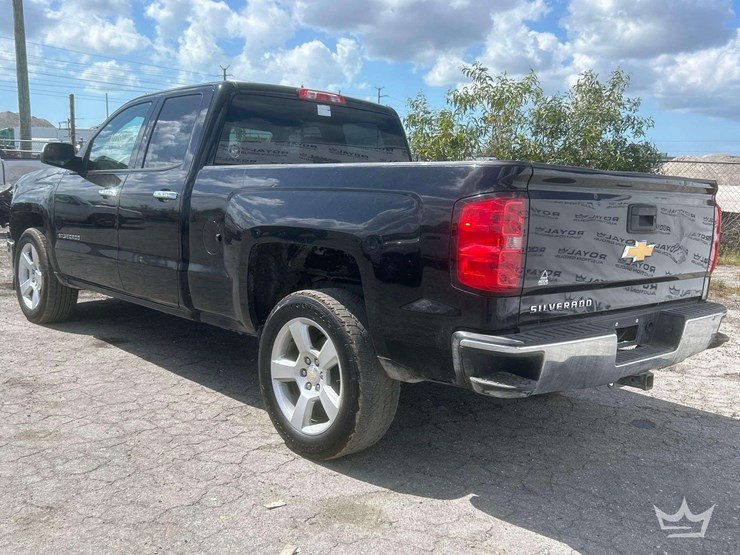 2015-chevrolet-silverado-1500-image-4