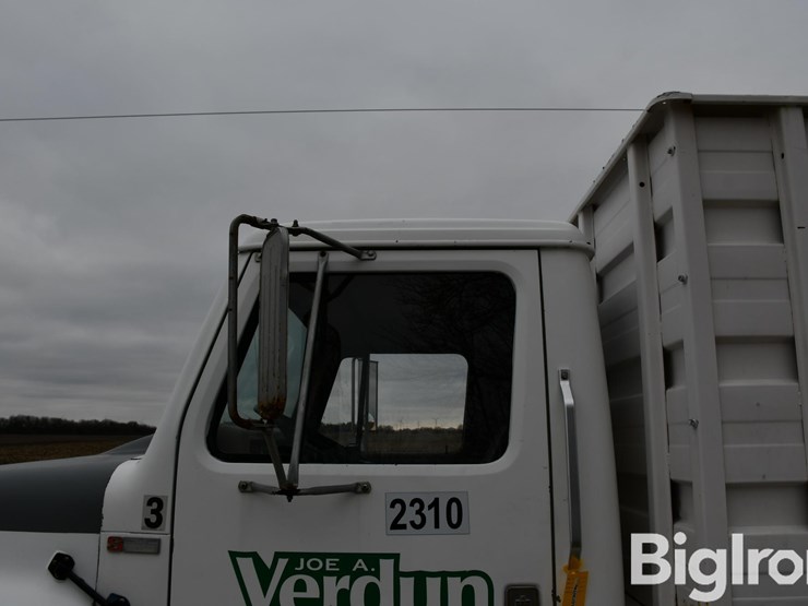 1981-international-1724-s/a-grain-truck-image-12