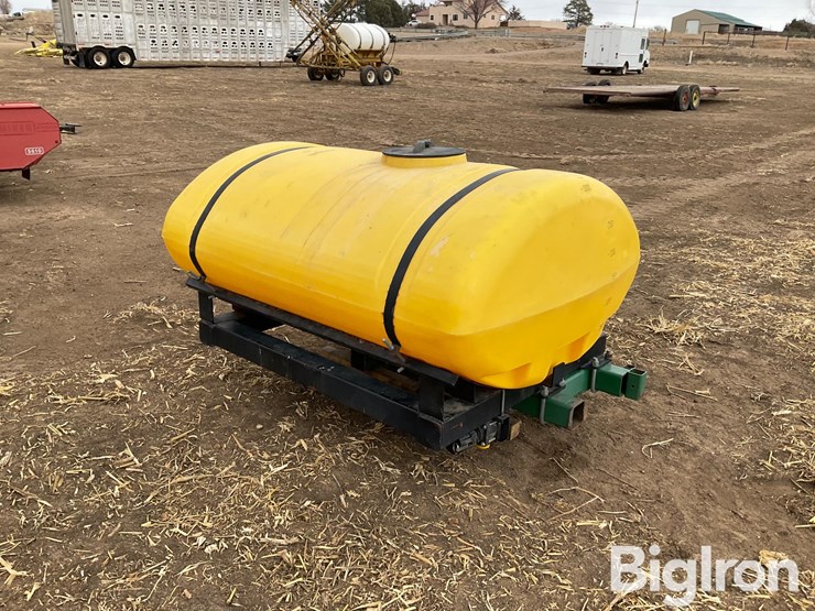 front-mount-fertilizer-tank-image-8