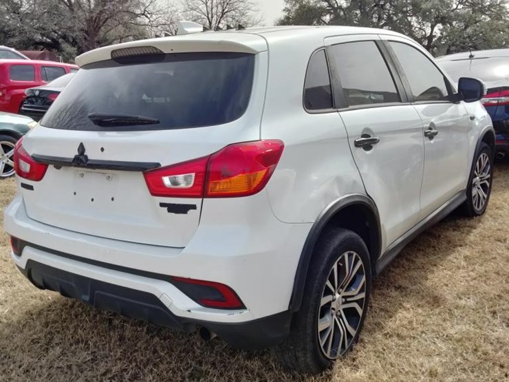 2018-mitsubishi-outlander-image-5