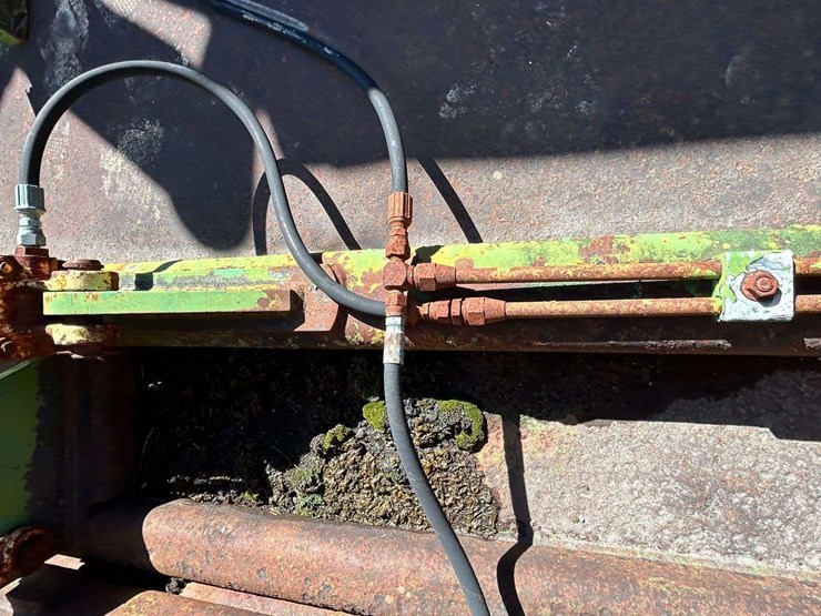 john-deere-1518-image-29