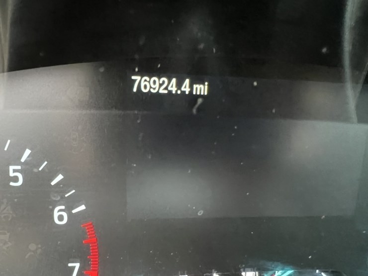 2019-ford-explorer-image-29