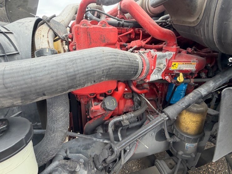 2016-international-prostar-image-59