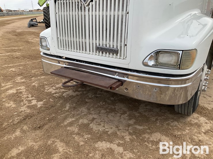 2001-international-2001-image-9