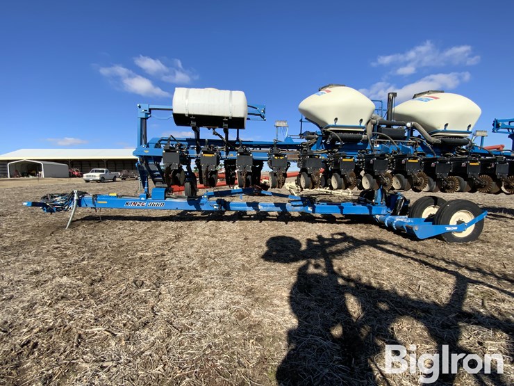 2013-kinze-3660-image-10