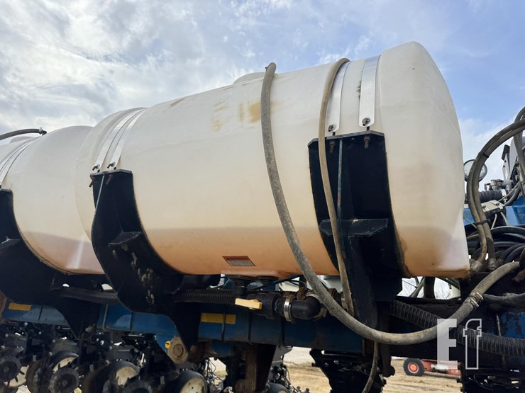 2008-kinze-3600-image-29