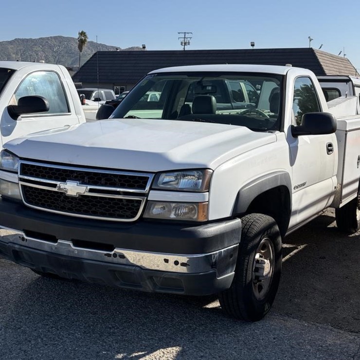 2006 CHEVROLET 2500