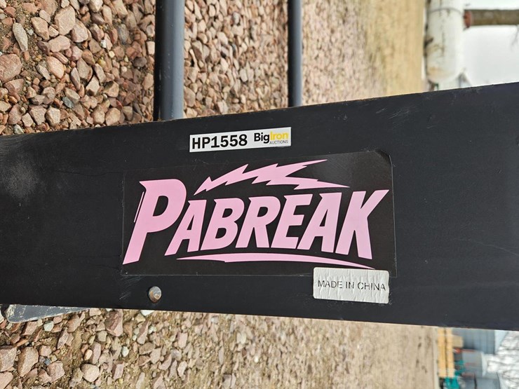 2025-pabreak-bale-spear-skid-steer-attachment-image-10