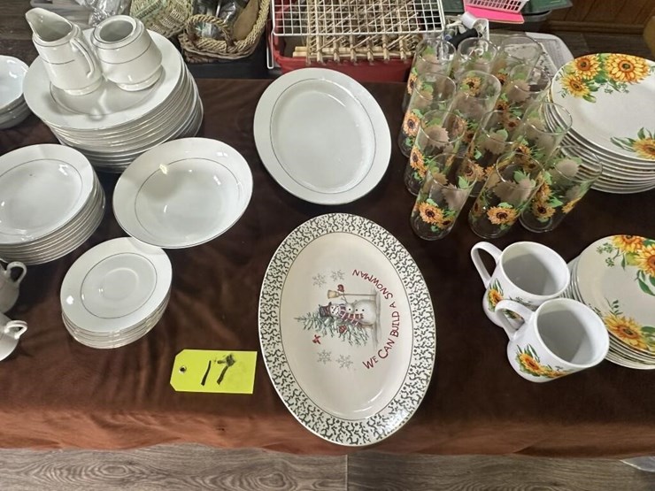 vintage-glassware-sets-image-5