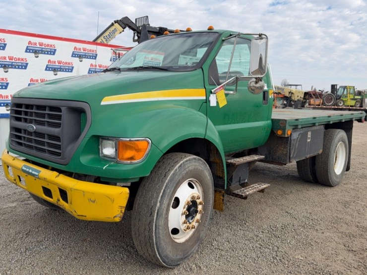 2000-ford-f650-image-4