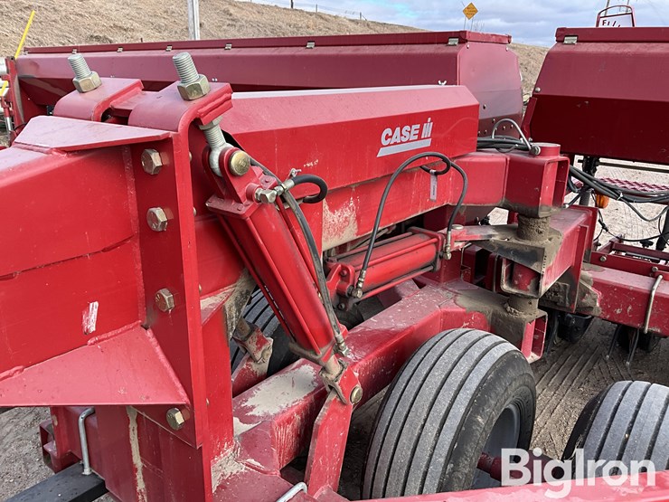 case-ih-5500-image-16