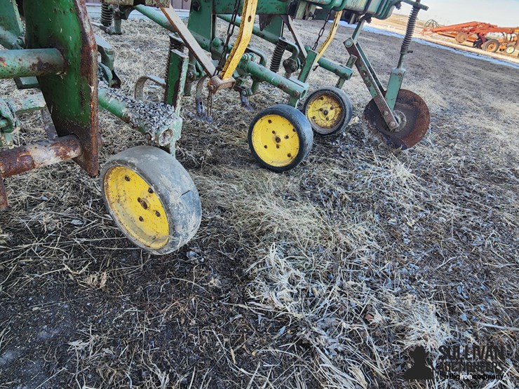 john-deere-er104-6r30"-cultivator-image-12