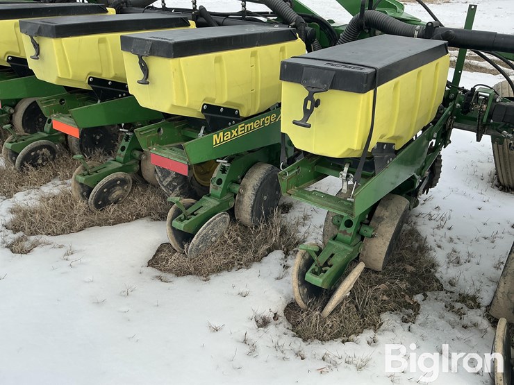 john-deere-planter-16r30”-image-16