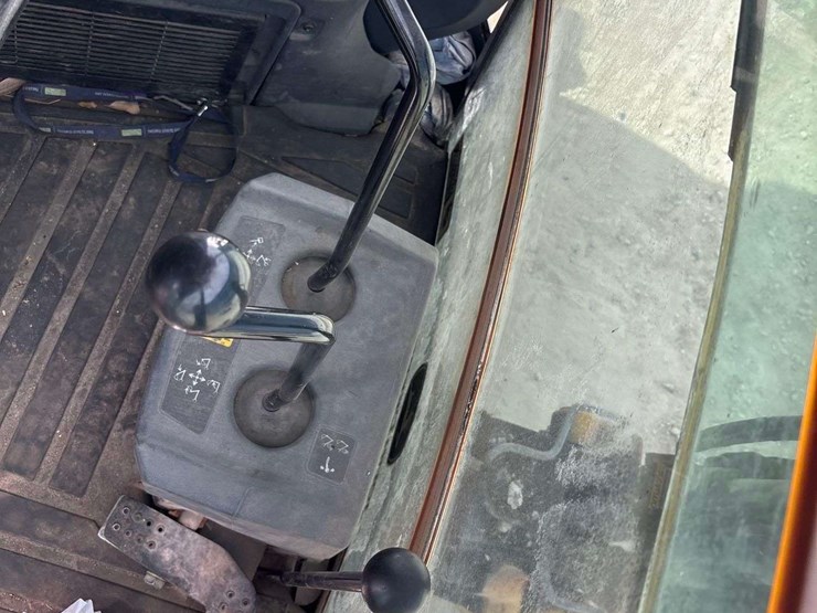 2015-deere-310sl-image-28