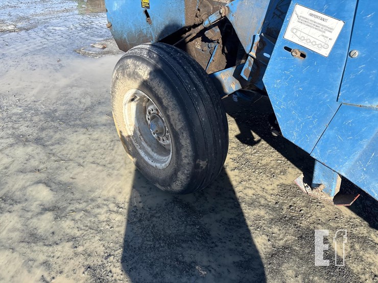 1981-ford-670-image-5