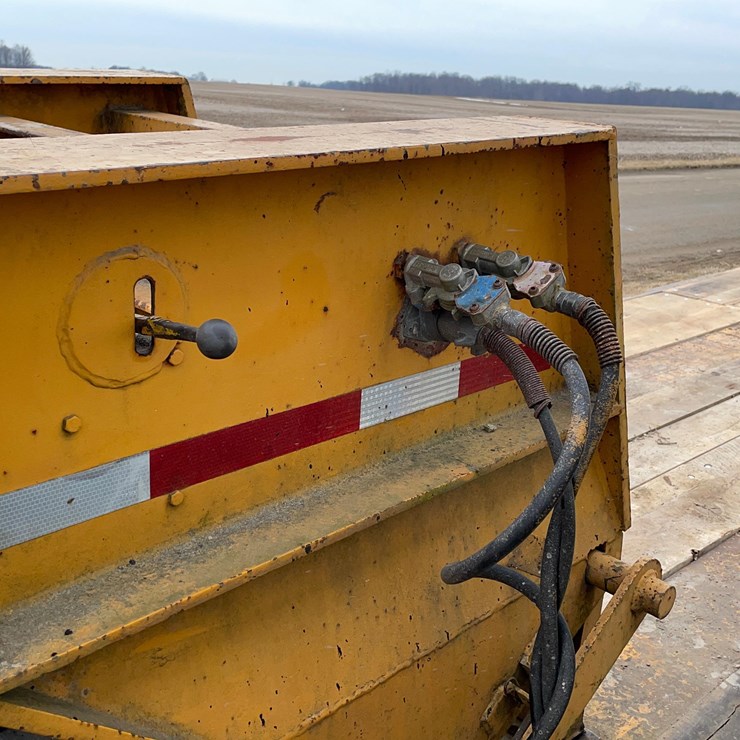 1984 FRUEHAUF Trailer