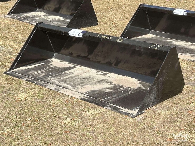 2025-swict-78in.-bucket-skid-steer-attachment-image-1