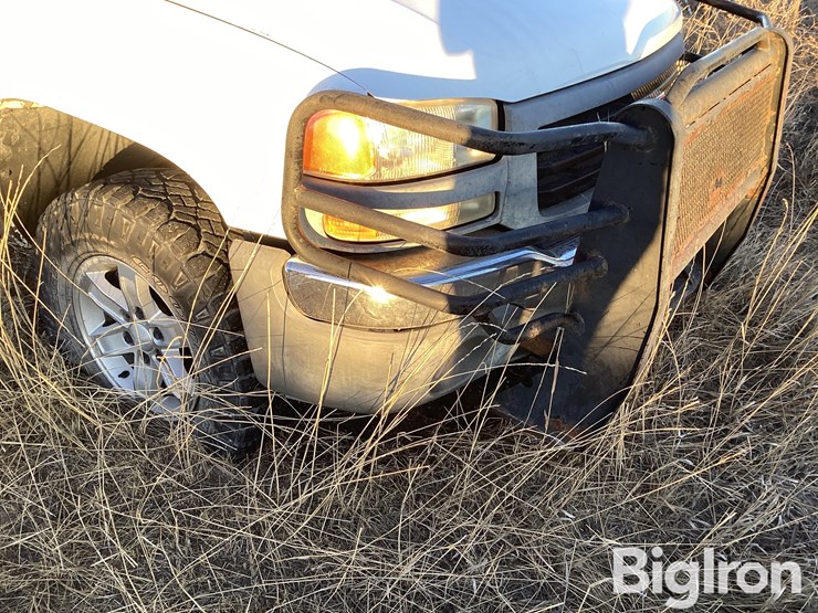 2006-gmc-sierra-1500-image-9