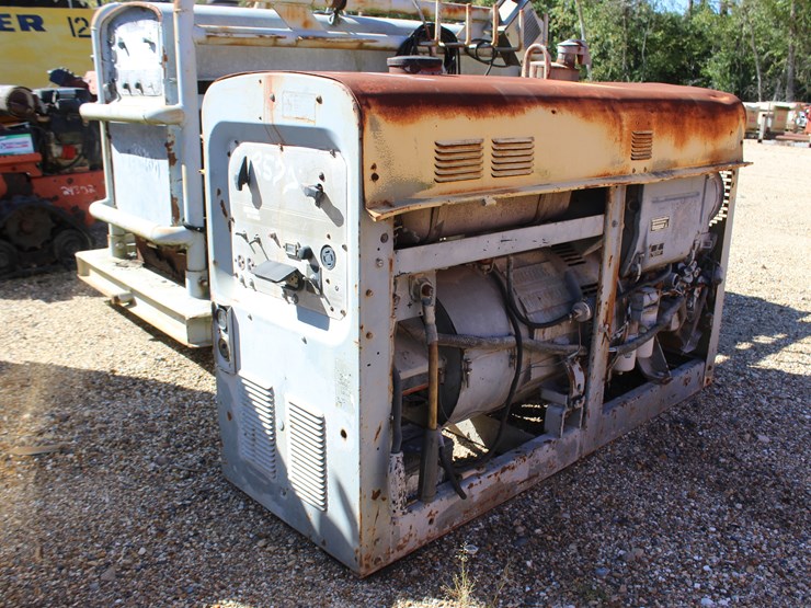 #2577-•-lincoln-welder-|-parts-or-repair-image-1