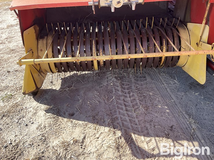 1971-new-holland-1282-image-12