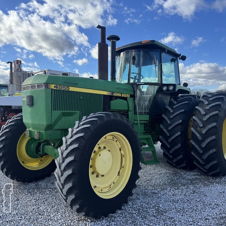 1989 JOHN DEERE 4955