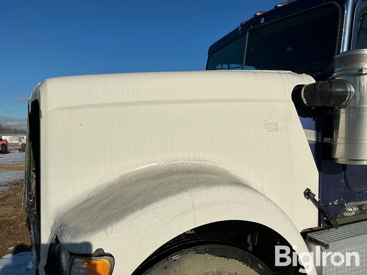 2000-international-9900-image-19