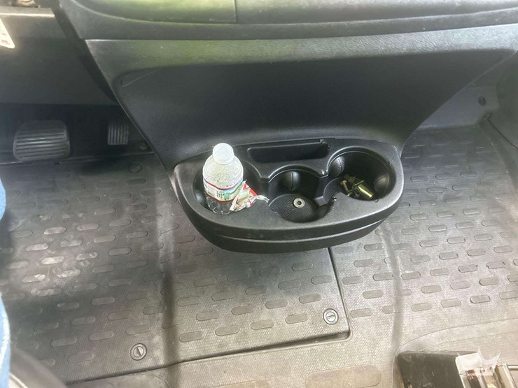 2016-ram-promaster-2500-image-22