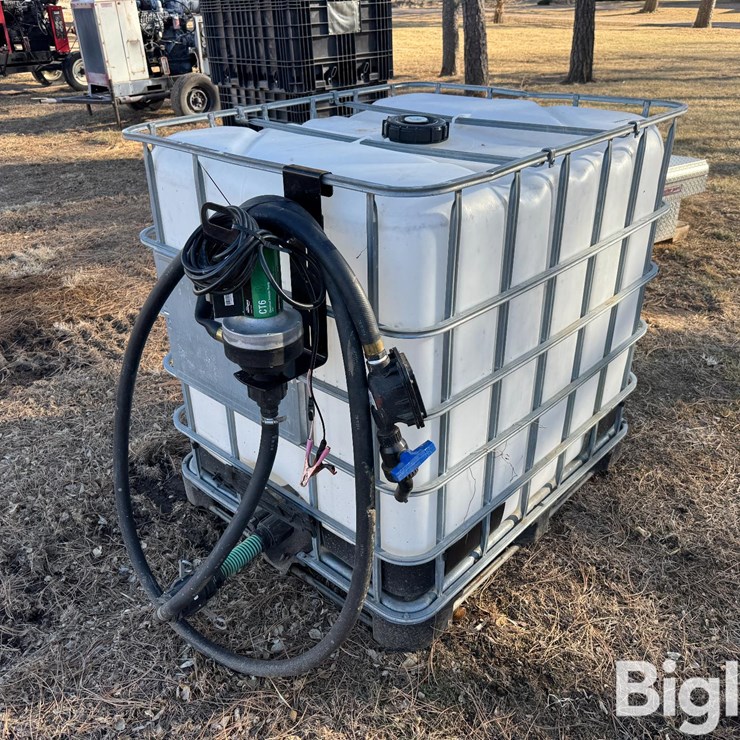 12V Bulk Chemical Transfer Pump & Tote