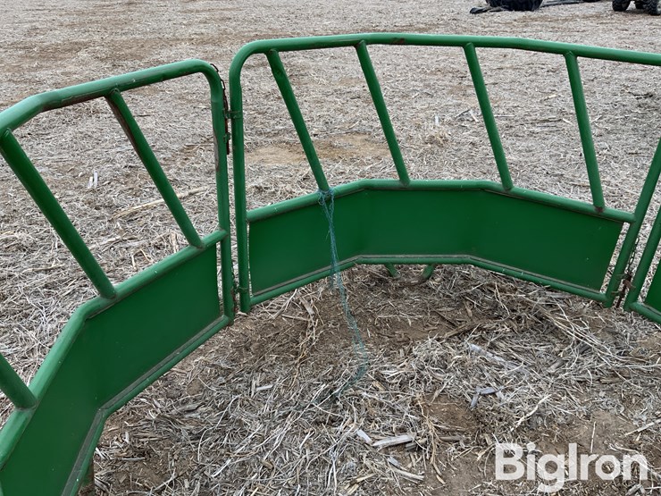 hw-foldable-bale-feeder-image-11