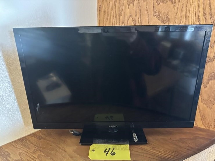 sanyo-24"-hd-tv-image-8