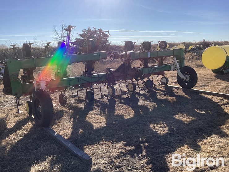 moore-built-12r30-image-3