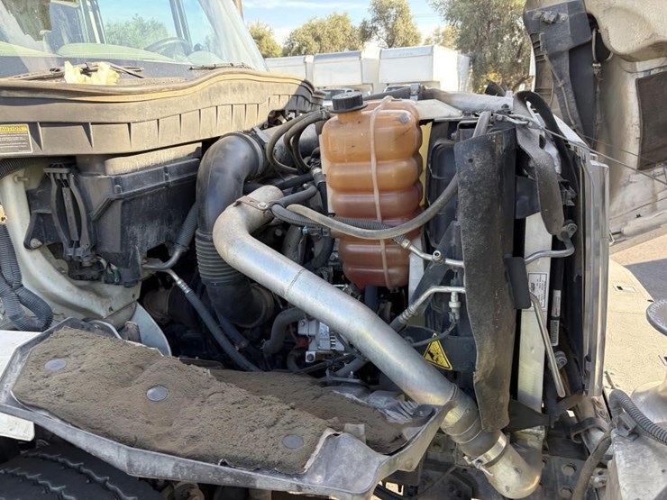 2012-international-workstar-7400-image-10