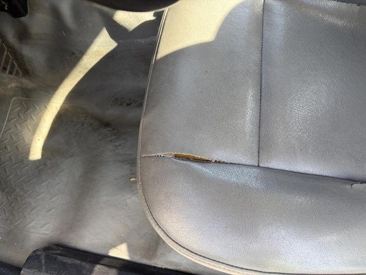 2009-chevrolet-colorado-image-16