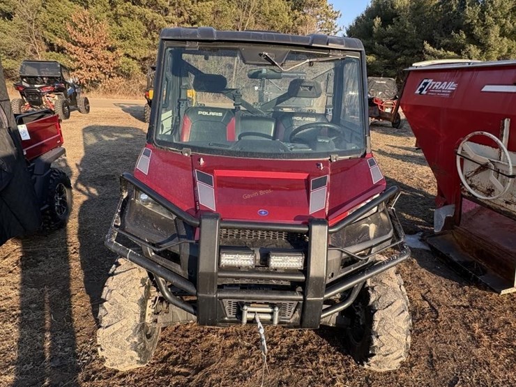 2015-polaris-ranger-900-xp-image-2
