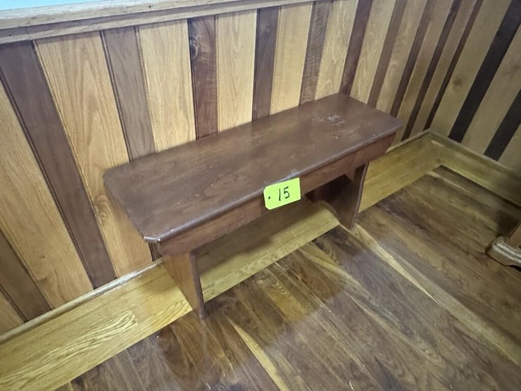 wooden-bench-image-2